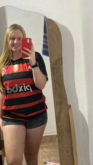 Rosa429, 23 years old from United Kingdom