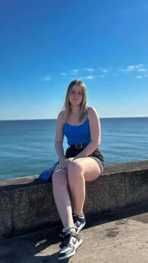 Deanna457, 23 years old from United States