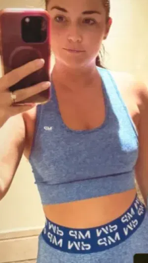 Adelinde55's Profile Photo