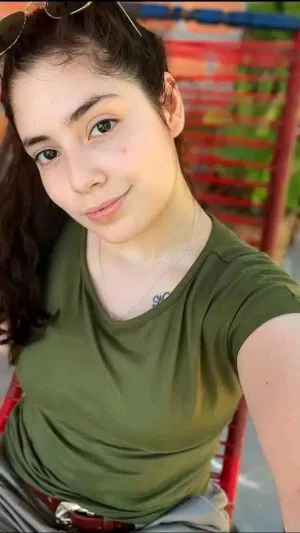 jtdhsr, 22 years old from United States