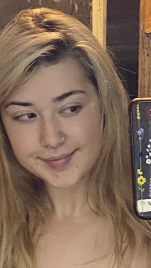 Emma_7005, 22 years old from Germany