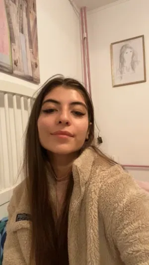 Girltele929, 19 years old from Ireland