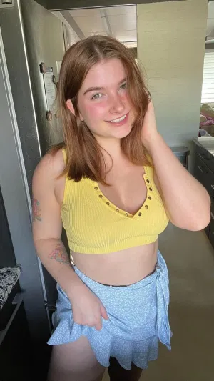 Merina883, 23 years old from United Kingdom