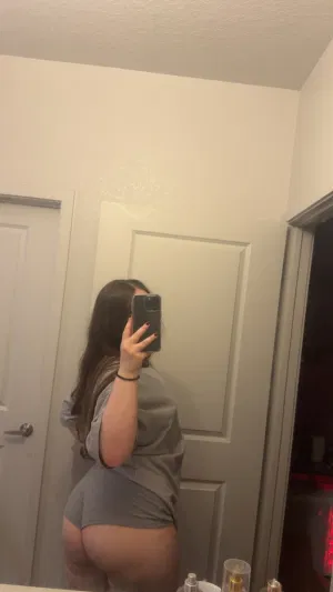 Ktrina32, 25 years old from United Kingdom