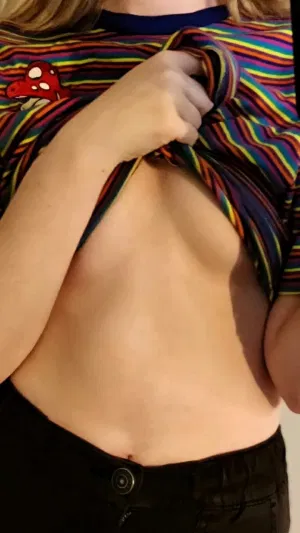 Maria66, 22 years old from United States