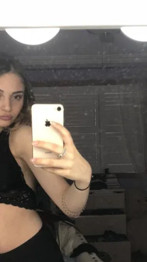 nancy2139, 21 years old from United States