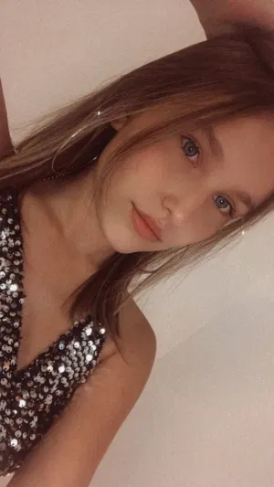 Ruby21Harris, 19 years old from United States