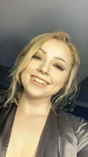 Emilly021, 21 years old from United States