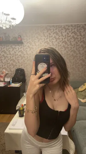 babyme929, 19 years old from Norway