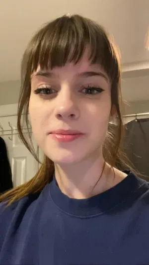 Mady24, 21 years old from United States