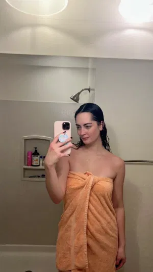 Kylieq2004, 22 years old from United States