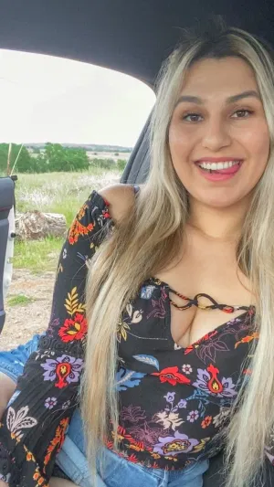 Melisha_35k, 23 years old from United States