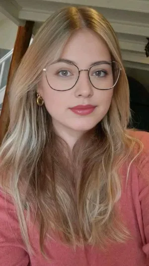 Marie5437, 23 years old from United Kingdom