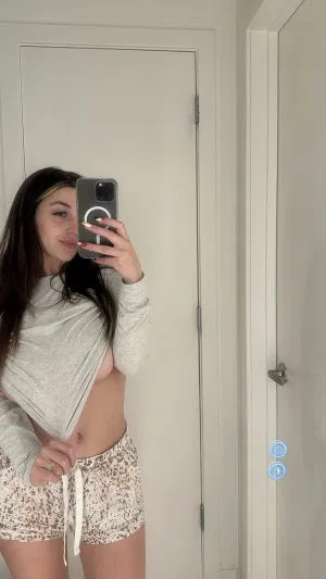 Wanttobeyours, 26 years old from United States