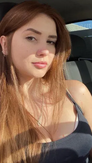 Nova125, 21 years old from United Kingdom