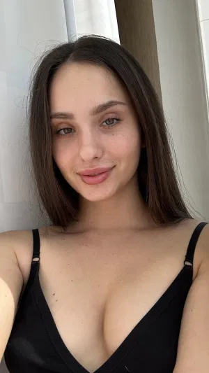 alexashine72, 23 years old from United States