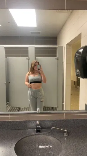 StellaRoder874338997's Profile Photo