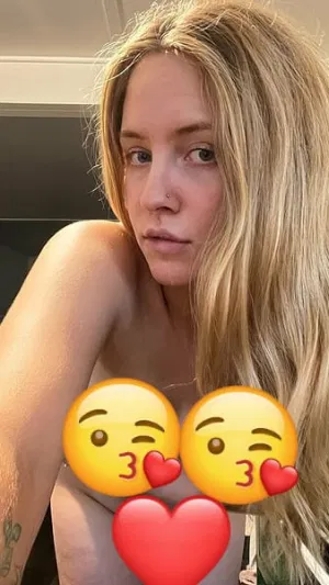 Jacika21, 20 years old from Switzerland