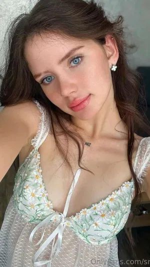 Lisa__650, 23 years old from United States