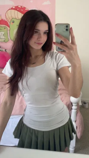 Summer277s, 27 years old from United States