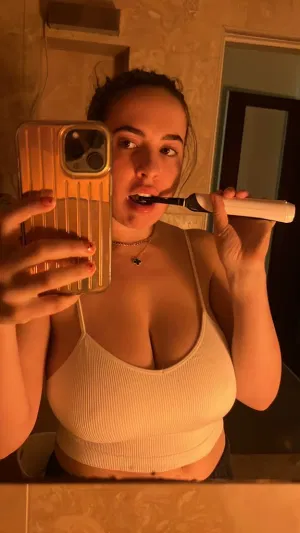 Mayy's Profile Photo