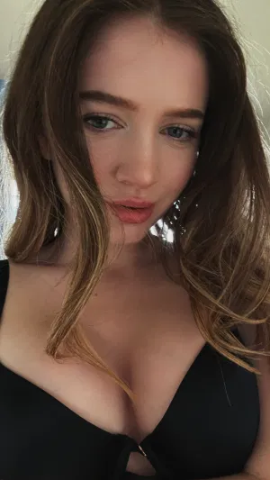 Nancy512, 21 years old from United States