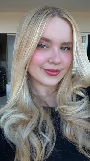 kira01, 25 years old from United States