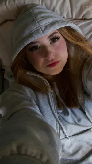 Leza_73, 19 years old from Austria