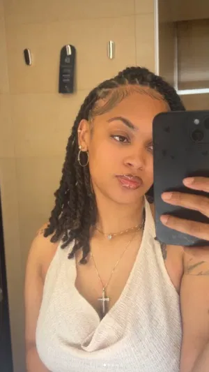 Melina867's Profile Photo