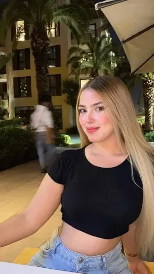 Emmie44, 24 years old from United States
