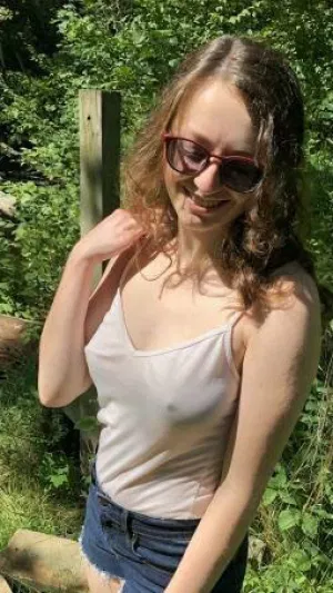 AlicaIq71ca, 20 years old from United States