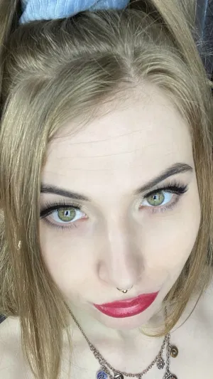 Arlene77, 21 years old from United States