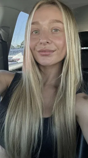 Sara97882, 24 years old from United States