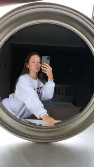 Elliexytt, 19 years old from United States