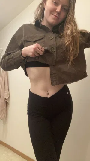 Sexywhatsapp828, 19 years old from United States