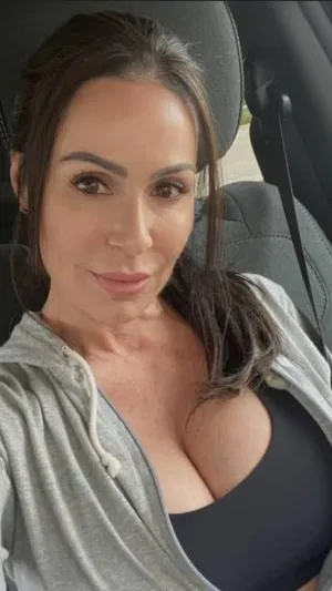 Sarahgibsons's Profile Photo