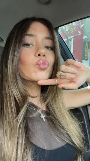 Olivia56, 23 years old from United States
