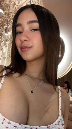 Lucia7469's Profile Photo