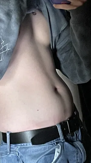 Mal, 19 years old from United States