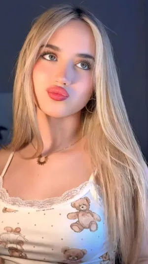 Bailey863, 23 years old from United Kingdom