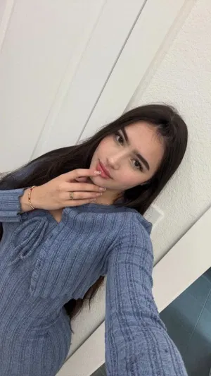 Gemma652, 23 years old from United States