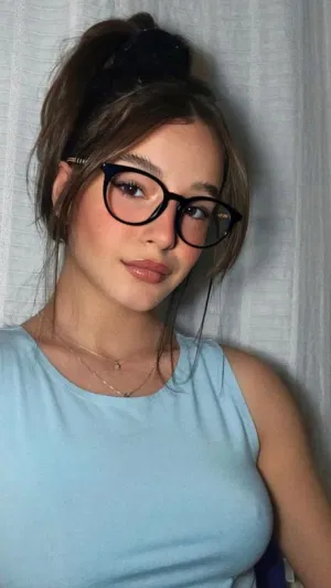 Noelle512, 23 years old from United States