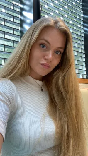 Alivia, 22 years old from Germany