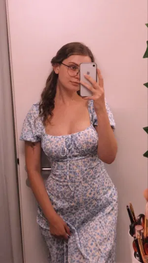 Alejandra352, 23 years old from United States