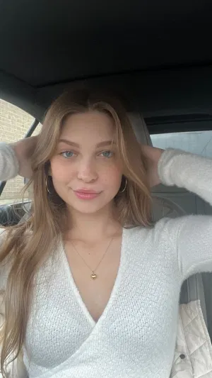 Katie3181, 21 years old from United States