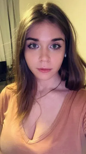 Jazlyn645, 21 years old from United States