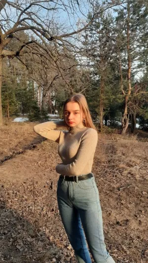 Holland2488, 23 years old from United Kingdom