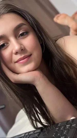 Jream288, 23 years old from United Kingdom