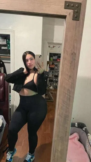 Lexxi042, 23 years old from United States