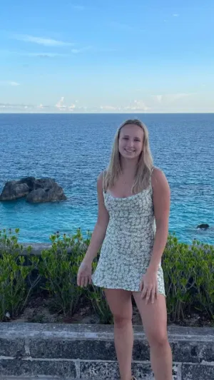 Poppy541, 23 years old from United Kingdom